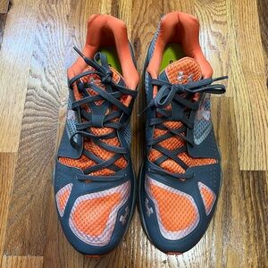 UNDER ARMOUR MEN SNEAKERS